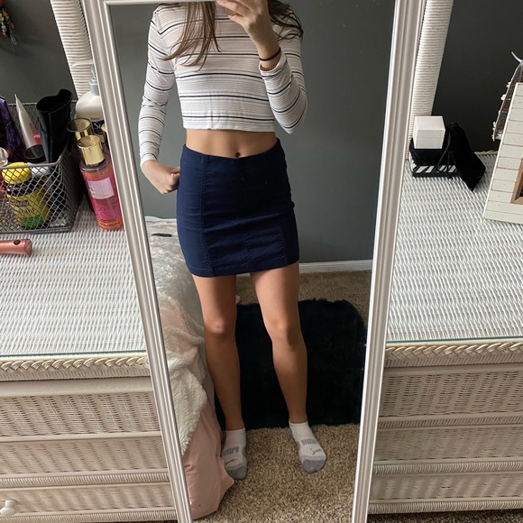 Navy Pencil Mini Skirt - Picture 4 of 5